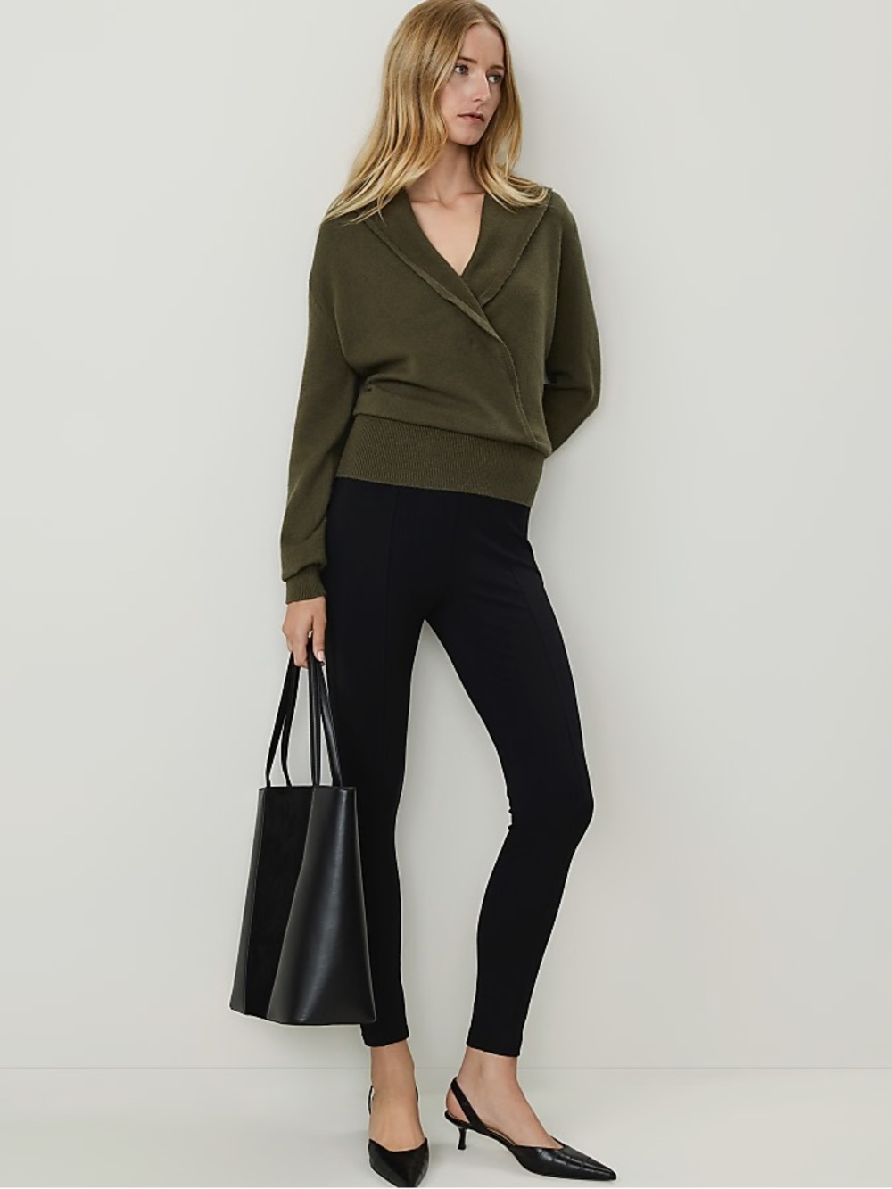 Ann Taylor Side Zip Mid-Rise Black Office Legging | Women’s 00P | NWOT